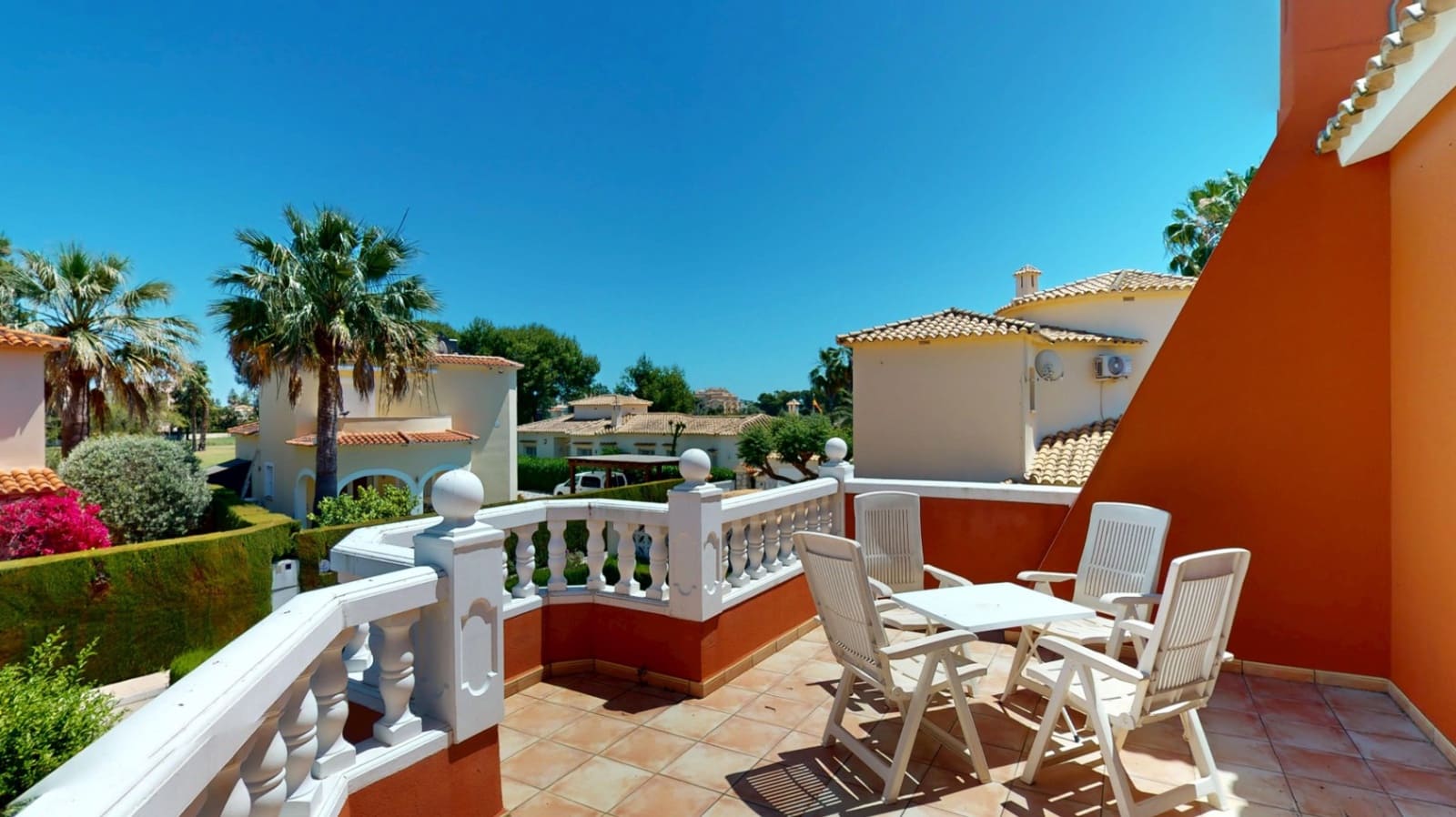 3 Zimmer Villa zu verkaufen in Oliva mit Pool Garage - 485.000 € (Ref: 9524952)