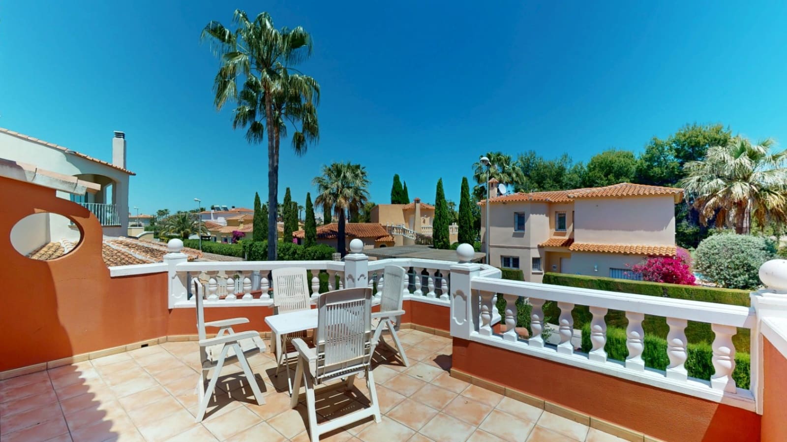 3 Zimmer Villa zu verkaufen in Oliva mit Pool Garage - 485.000 € (Ref: 9524952)