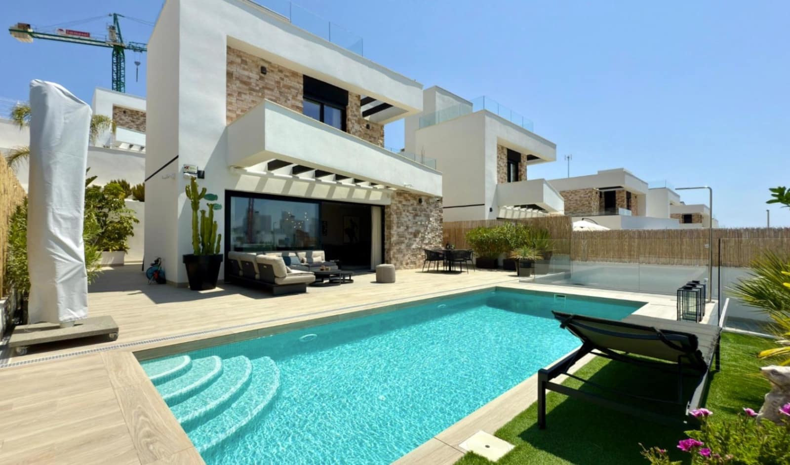 3 quarto Moradia para venda em Finestrat com garagem - 680 000 € (Ref: 9535296)