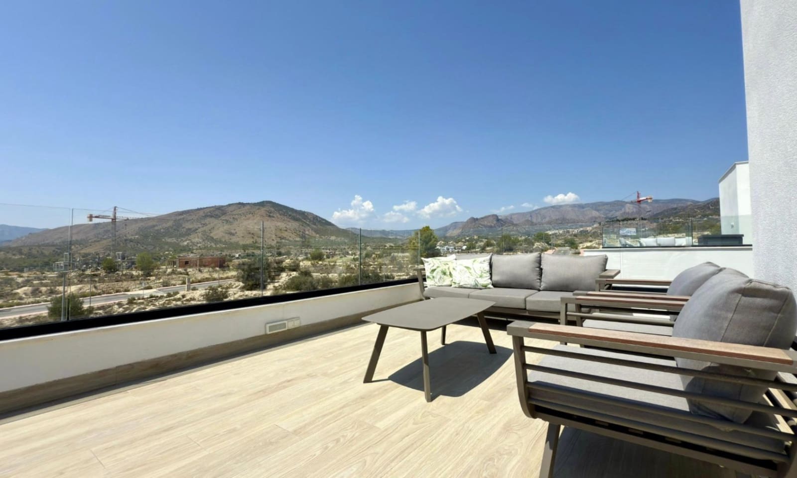 3 quarto Moradia para venda em Finestrat com garagem - 680 000 € (Ref: 9535296)