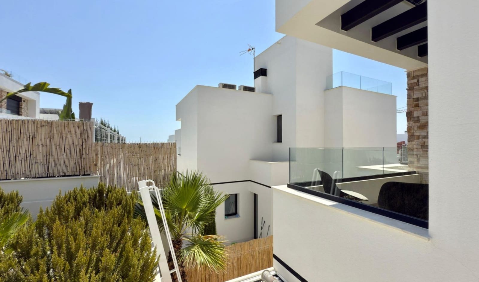 3 quarto Moradia para venda em Finestrat com garagem - 680 000 € (Ref: 9535296)