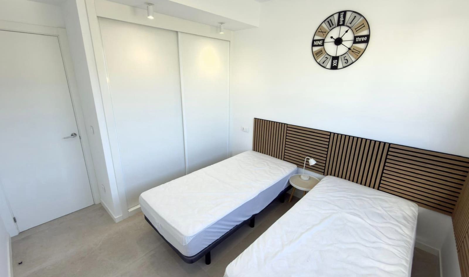 Apartamento de 2 habitaciones en Finestrat en venta con piscina garaje - 465.000 € (Ref: 9535371)