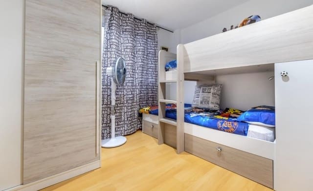3 quarto Apartamento para venda em Ensanche - Diputacion, Alicante cidade - 250 000 € (Ref: 9536496)