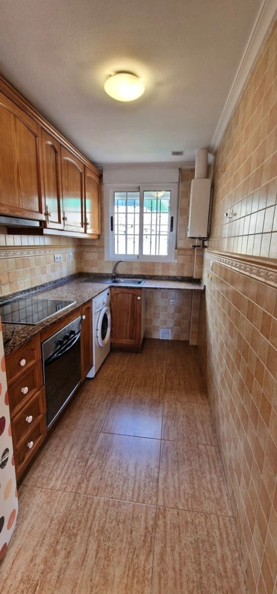 Pareado de 2 habitaciones en Polop en venta con piscina garaje - 299.500 € (Ref: 9539689)