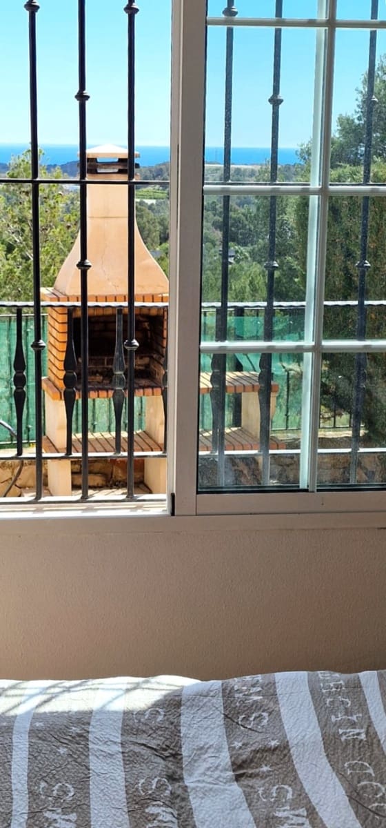 Pareado de 2 habitaciones en Polop en venta con piscina garaje - 299.500 € (Ref: 9539689)