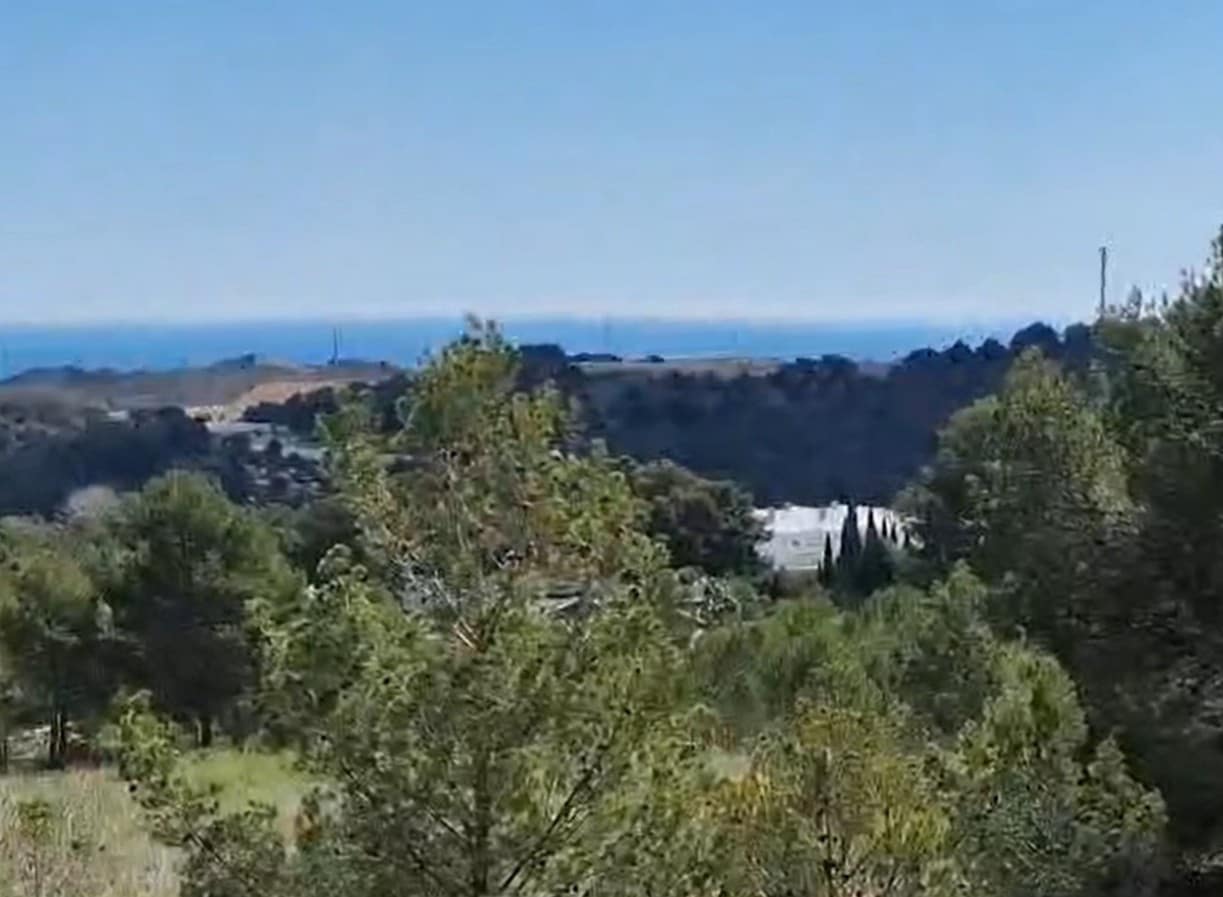 Pareado de 2 habitaciones en Polop en venta con piscina garaje - 299.500 € (Ref: 9539689)