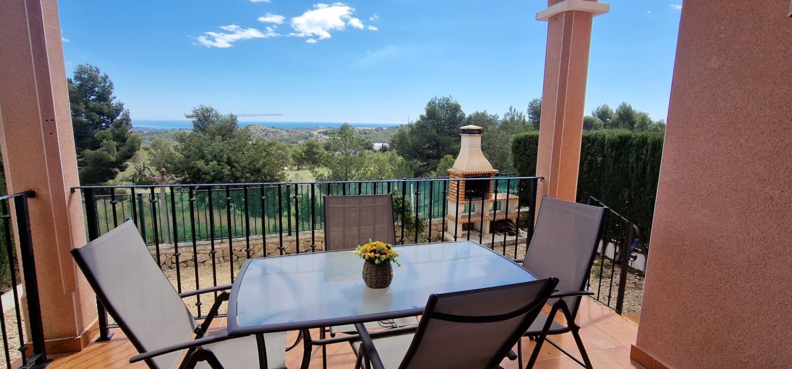 Pareado de 2 habitaciones en Polop en venta con piscina garaje - 299.500 € (Ref: 9539689)