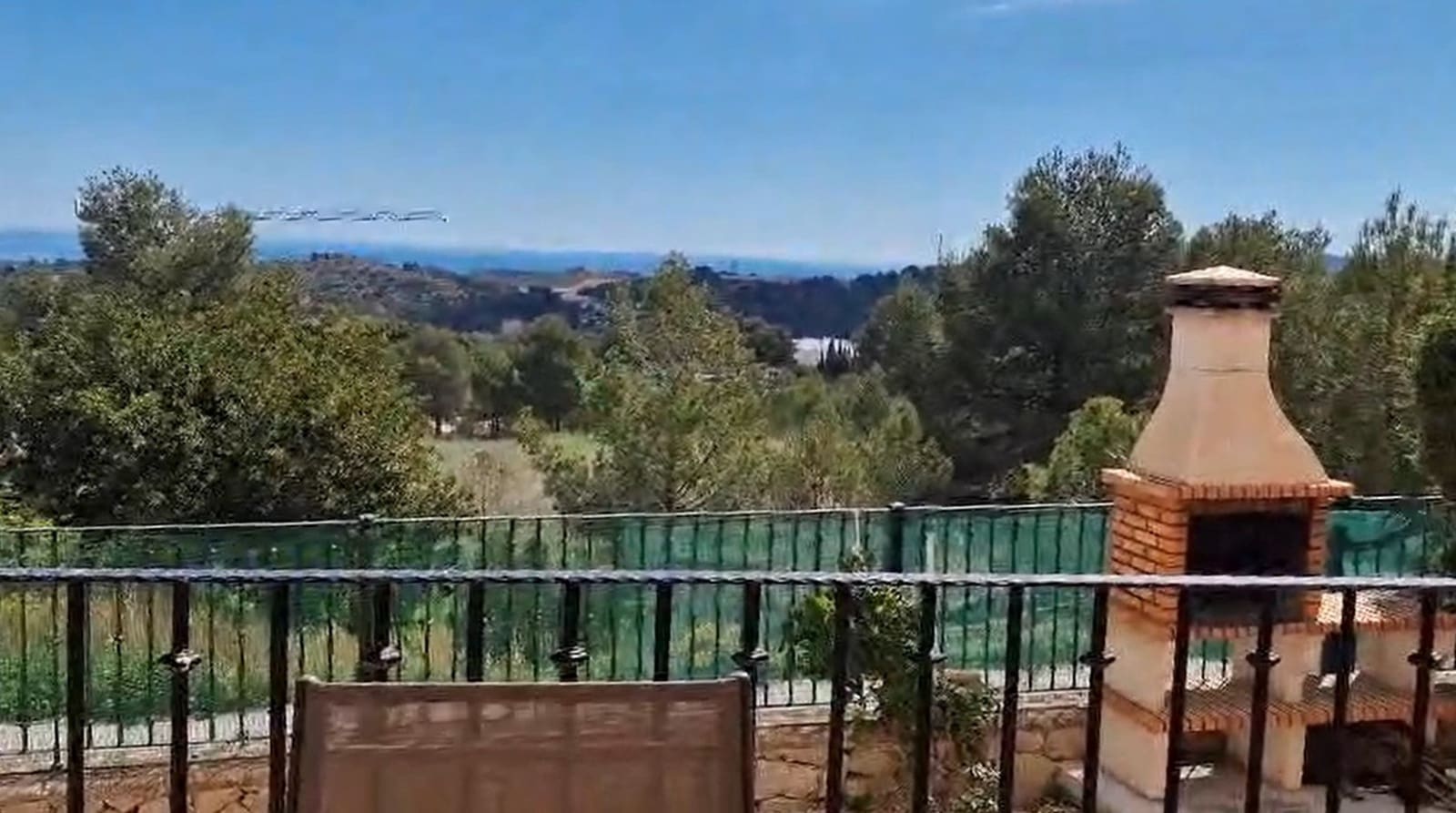 Pareado de 2 habitaciones en Polop en venta con piscina garaje - 299.500 € (Ref: 9539689)