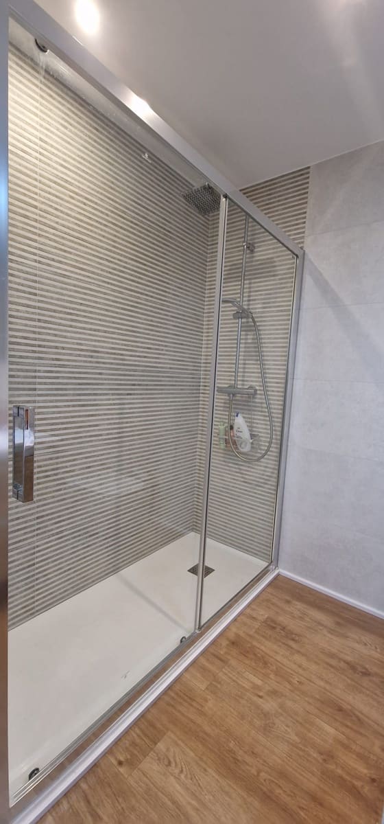 Adosado de 4 habitaciones en Polop en venta con piscina garaje - 399.000 € (Ref: 9539916)