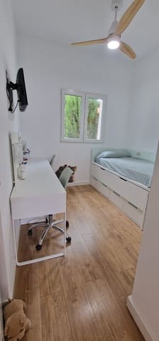 4 makuuhuone Rivitalo myytävänä paikassa Polop mukana uima-altaan 
autotalli - 399 000 € (Ref: 9539916)