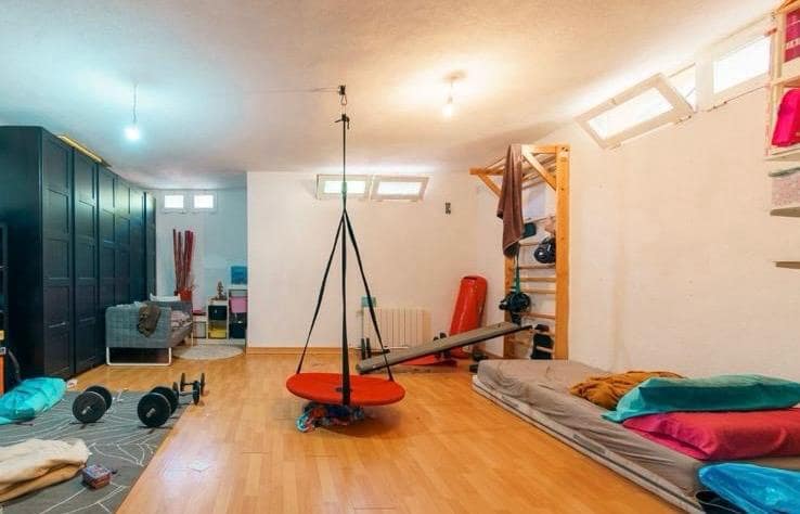 3 chambre Villa/Maison à vendre à La Nucia avec piscine garage - 330 000 € (Ref: 9547033)