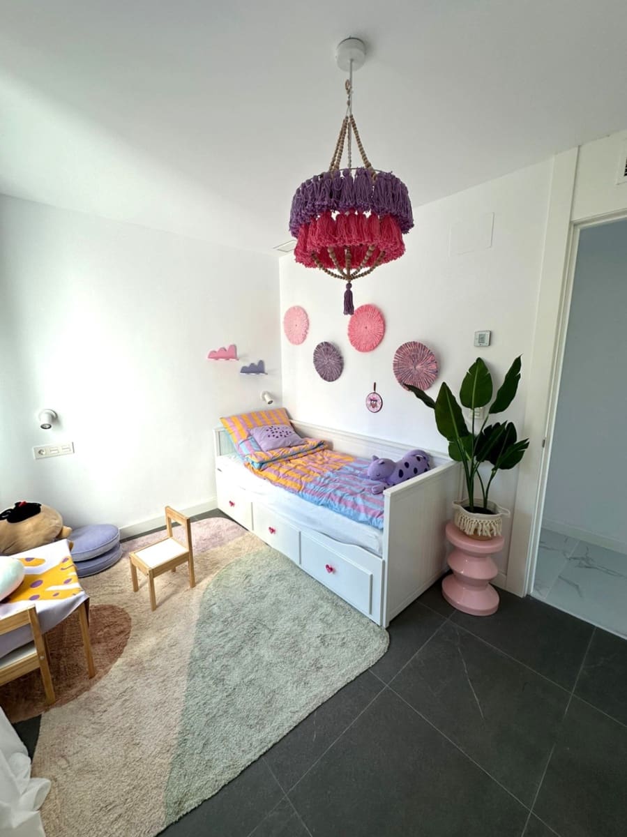 Chalet de 3 habitaciones en Polop en venta con piscina garaje - 695.000 € (Ref: 9547396)