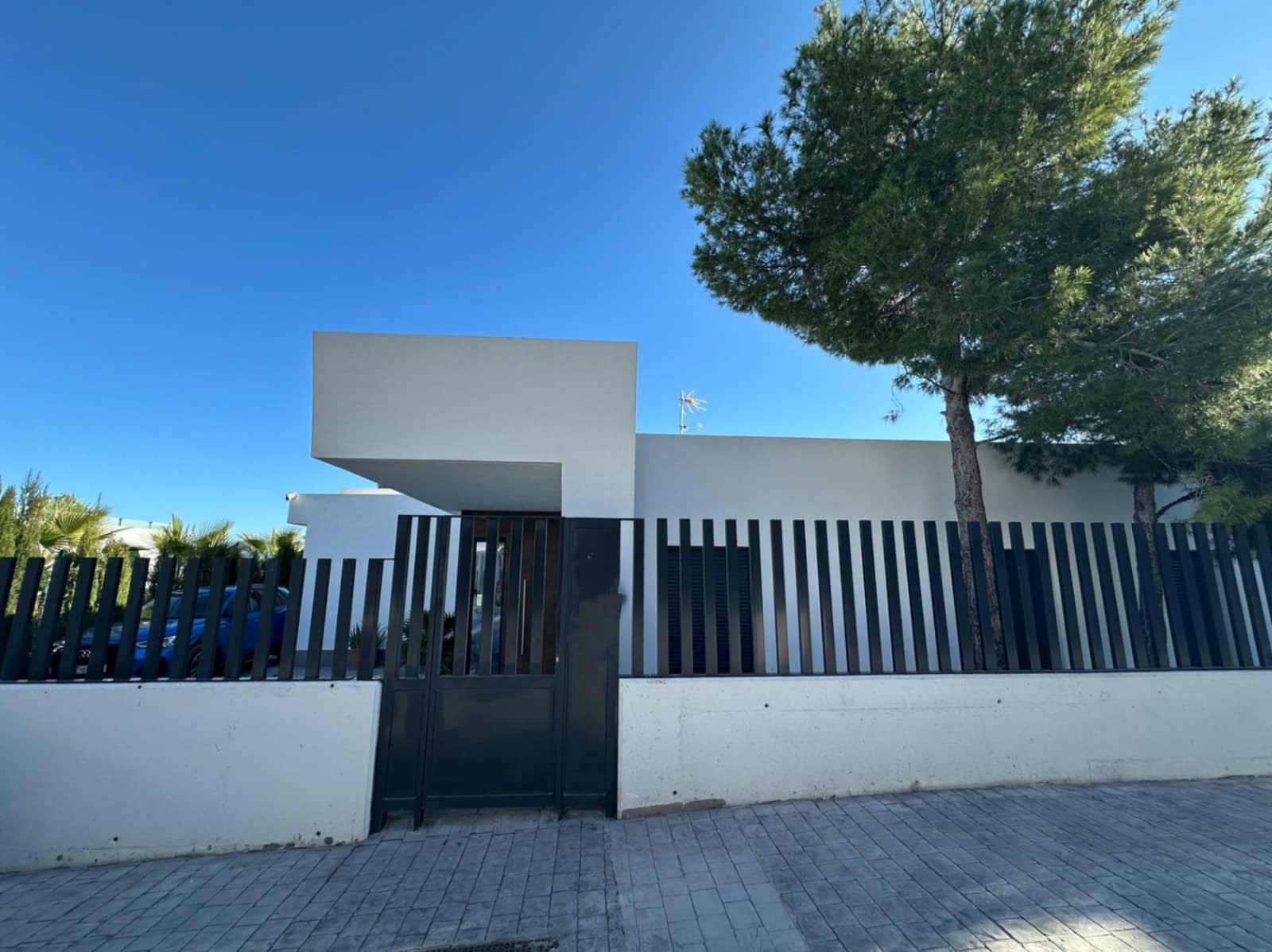 Chalet de 3 habitaciones en Polop en venta con piscina garaje - 695.000 € (Ref: 9547396)