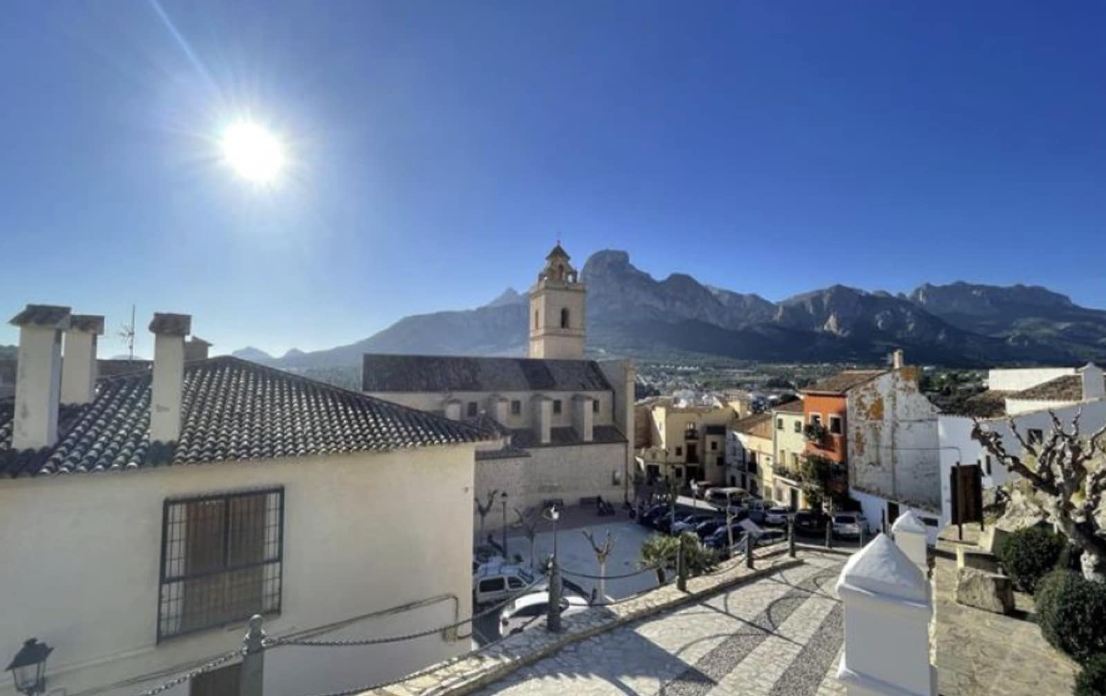 Chalet de 3 habitaciones en Polop en venta con piscina garaje - 515.000 € (Ref: 9549994)