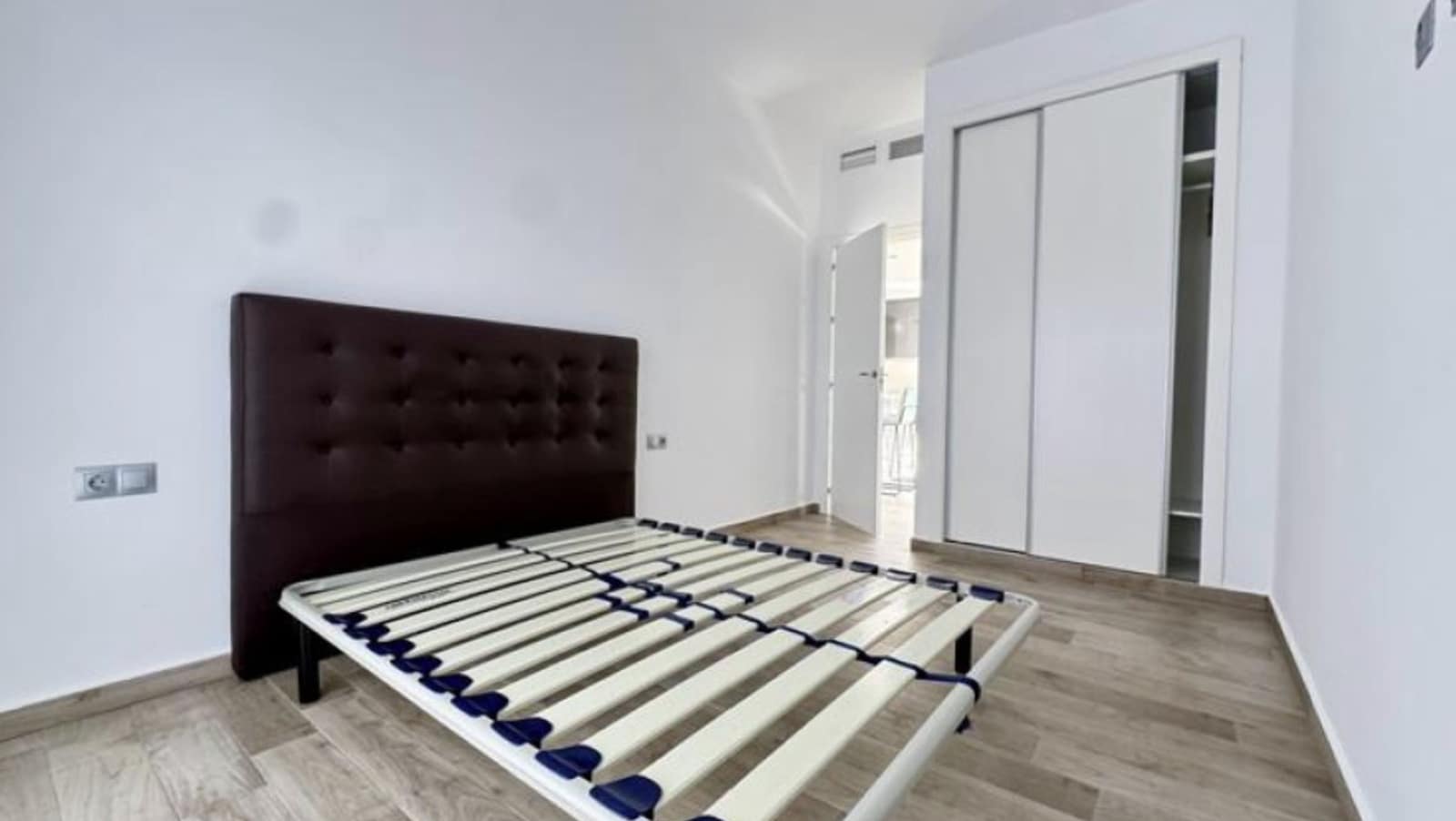 Chalet de 3 habitaciones en Polop en venta con piscina garaje - 515.000 € (Ref: 9549994)