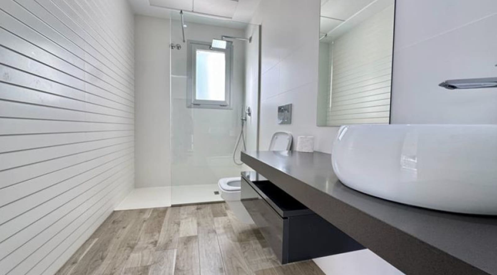 Chalet de 3 habitaciones en Polop en venta con piscina garaje - 515.000 € (Ref: 9549994)