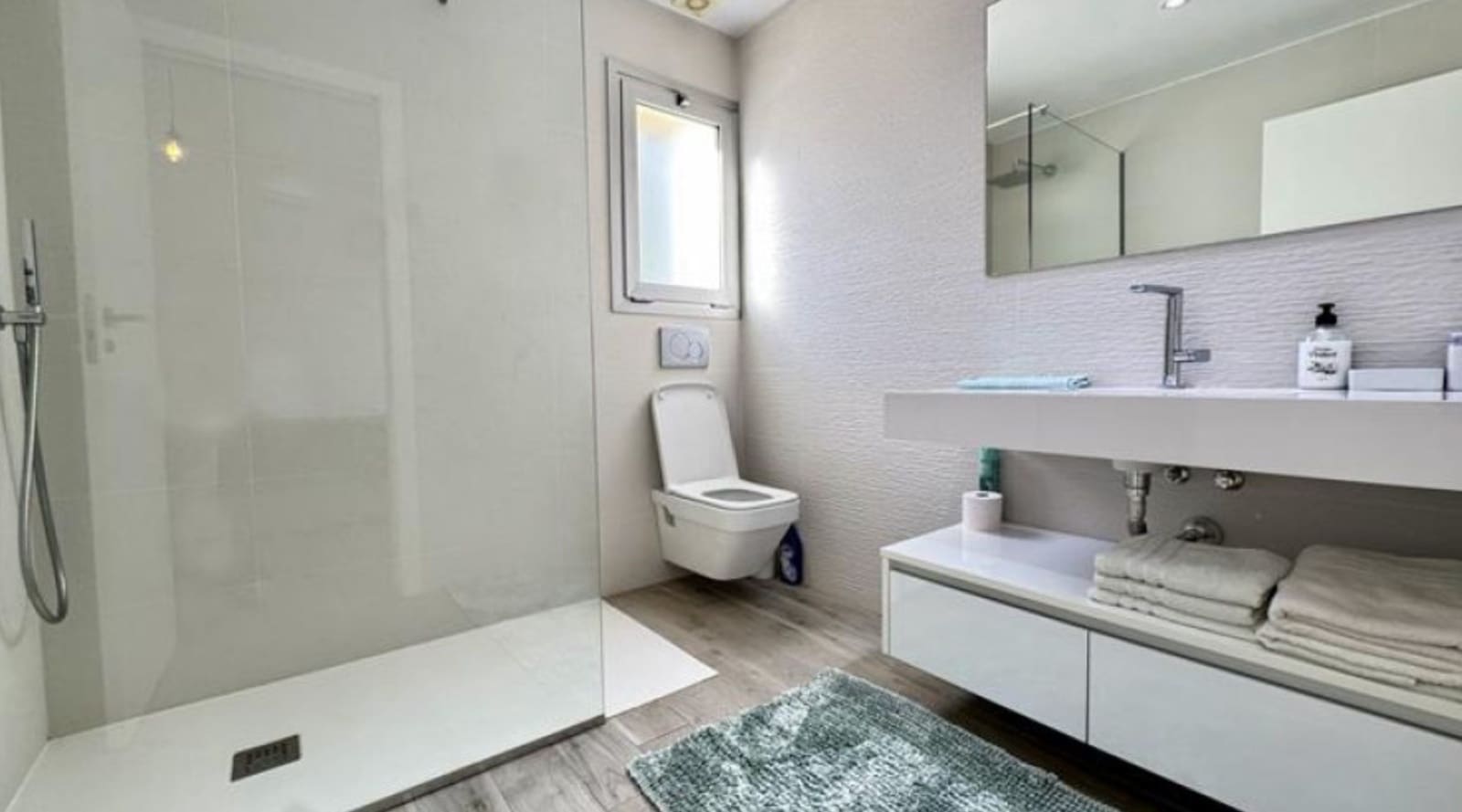 Chalet de 3 habitaciones en Polop en venta con piscina garaje - 515.000 € (Ref: 9549994)