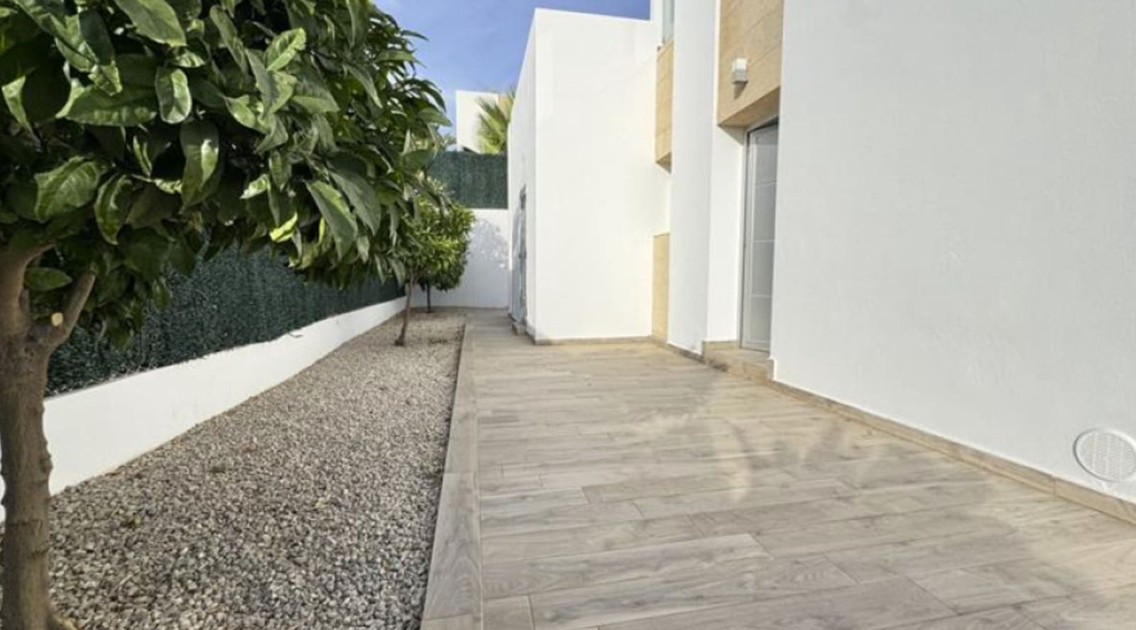 Chalet de 3 habitaciones en Polop en venta con piscina garaje - 515.000 € (Ref: 9549994)