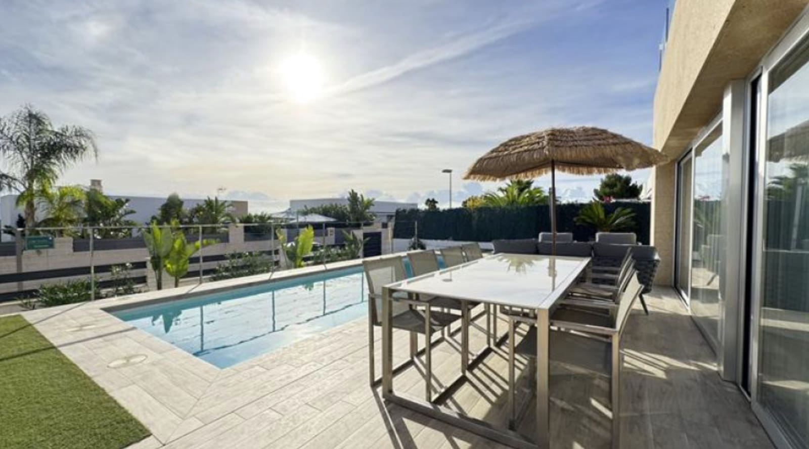 Chalet de 3 habitaciones en Polop en venta con piscina garaje - 515.000 € (Ref: 9549994)