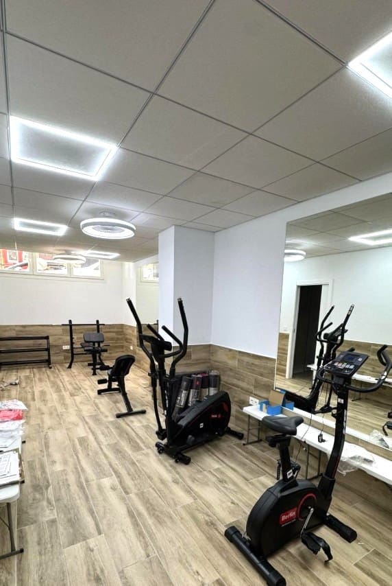 1 soverom Leilighet til salgs i Alicante by med svømmebasseng - € 245 000 (Ref: 9565706)