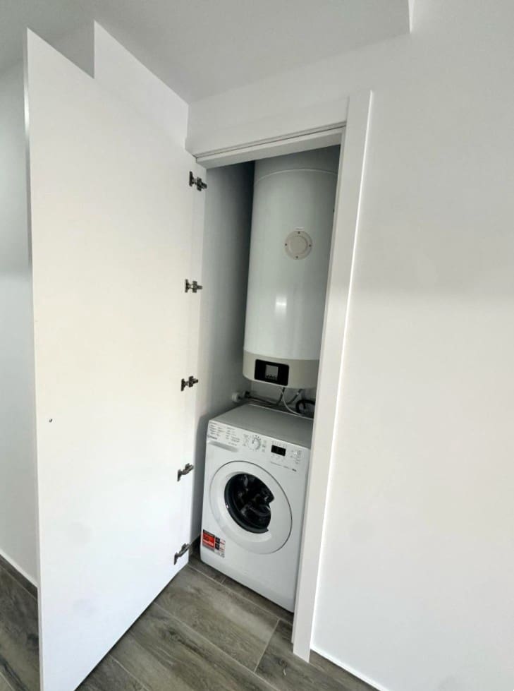 1 soverom Leilighet til salgs i Alicante by med svømmebasseng - € 245 000 (Ref: 9565706)