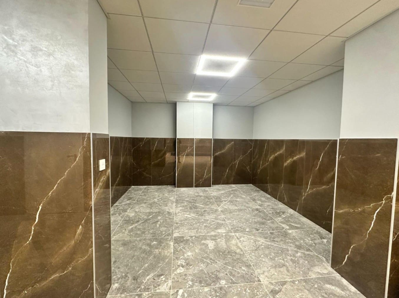 1 soverom Leilighet til salgs i Alicante by med svømmebasseng - € 245 000 (Ref: 9565706)