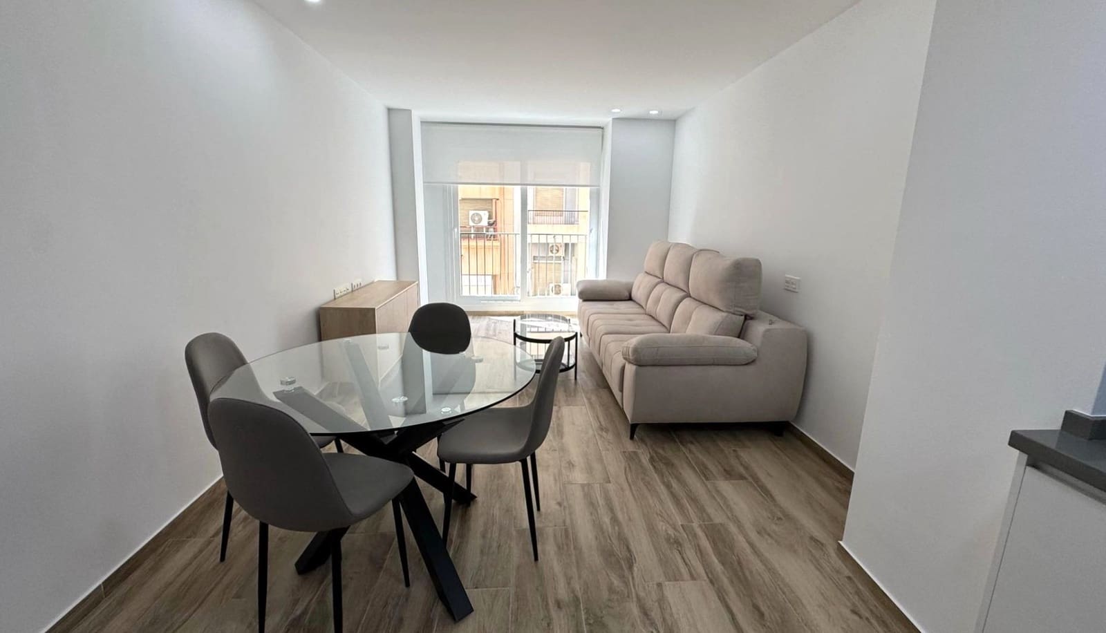 1 soverom Leilighet til salgs i Alicante by med svømmebasseng - € 245 000 (Ref: 9565706)