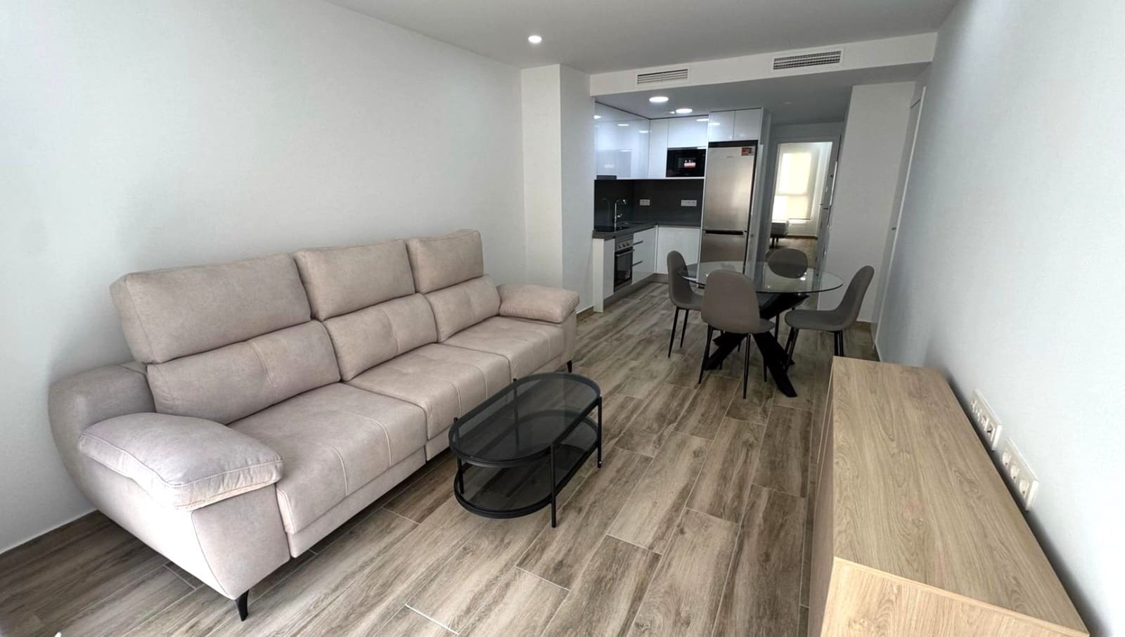 1 soverom Leilighet til salgs i Alicante by med svømmebasseng - € 245 000 (Ref: 9565706)