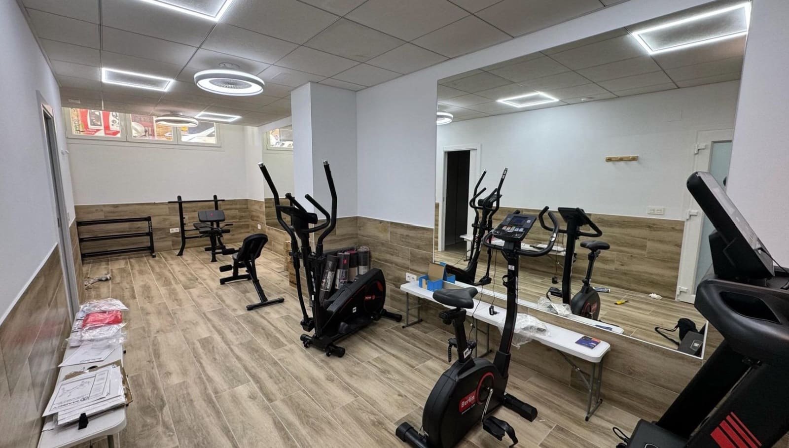 1 soverom Leilighet til salgs i Alicante by med svømmebasseng - € 245 000 (Ref: 9565706)