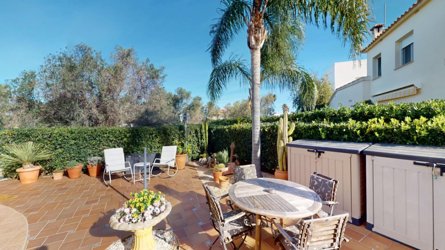 Chalet de 3 habitaciones en Oliva en venta con garaje - 495.000 € (Ref: 9646473)