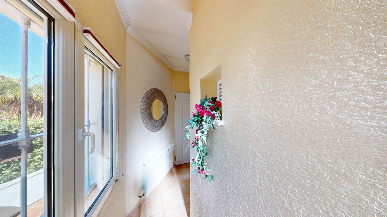 Chalet de 3 habitaciones en Oliva en venta con garaje - 495.000 € (Ref: 9646473)