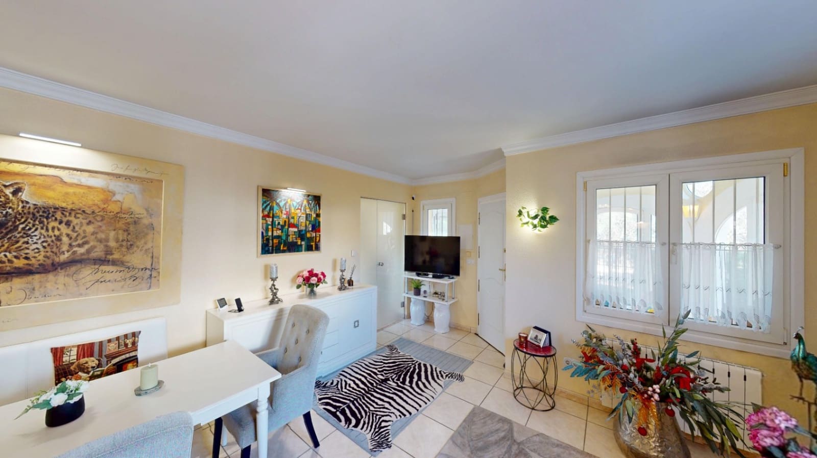 Chalet de 3 habitaciones en Oliva en venta con garaje - 495.000 € (Ref: 9646473)