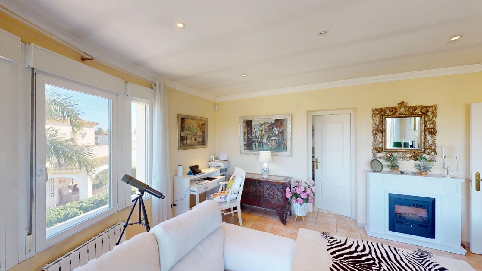 Chalet de 3 habitaciones en Oliva en venta con garaje - 495.000 € (Ref: 9646473)