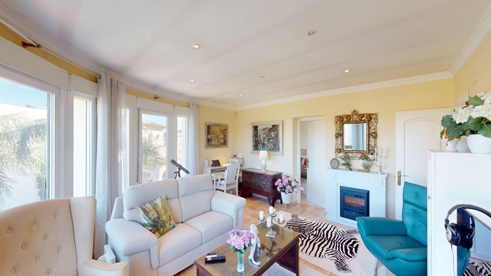 Chalet de 3 habitaciones en Oliva en venta con garaje - 495.000 € (Ref: 9646473)