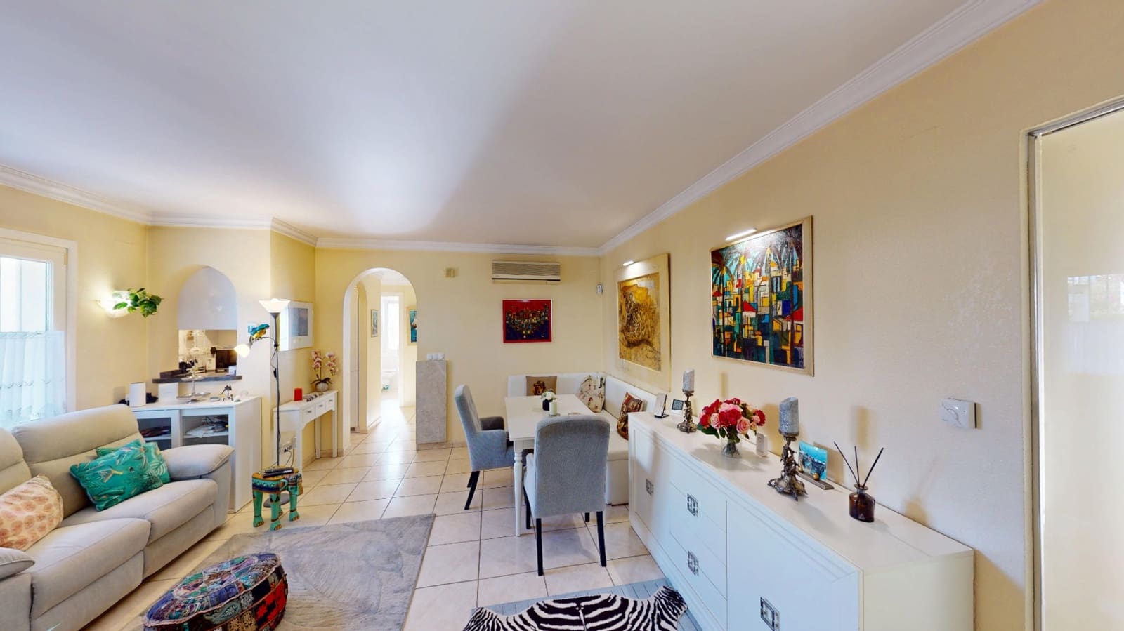 Chalet de 3 habitaciones en Oliva en venta con garaje - 495.000 € (Ref: 9646473)