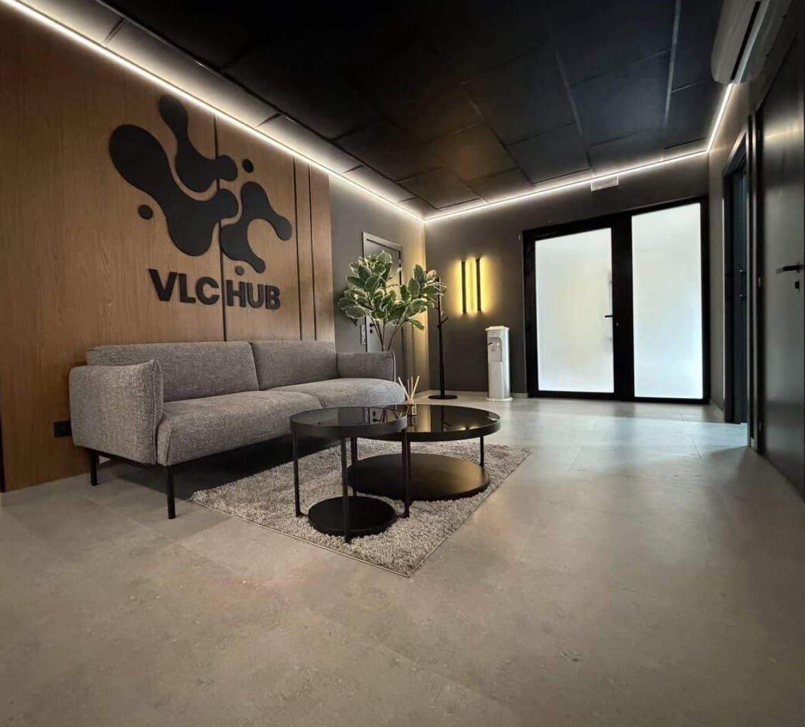 Local Commercial à vendre à Valence ville - 828 000 € (Ref: 9654493)