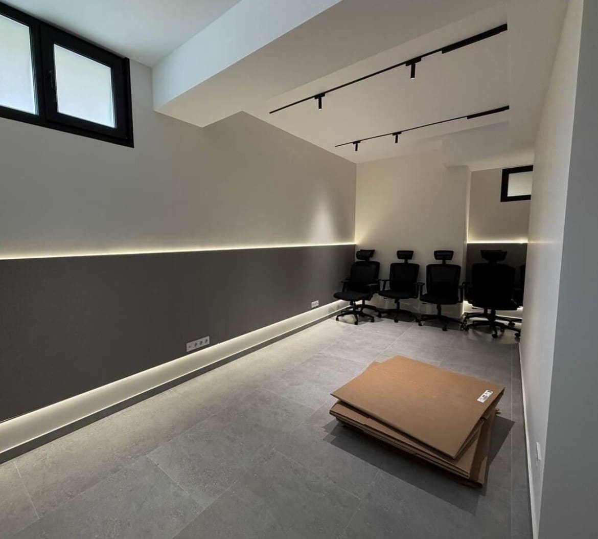 Local Commercial à vendre à Valence ville - 828 000 € (Ref: 9654493)