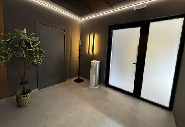 Local Commercial à vendre à Na Rovella, Valence ville - 828 000 € (Ref: 9654493)