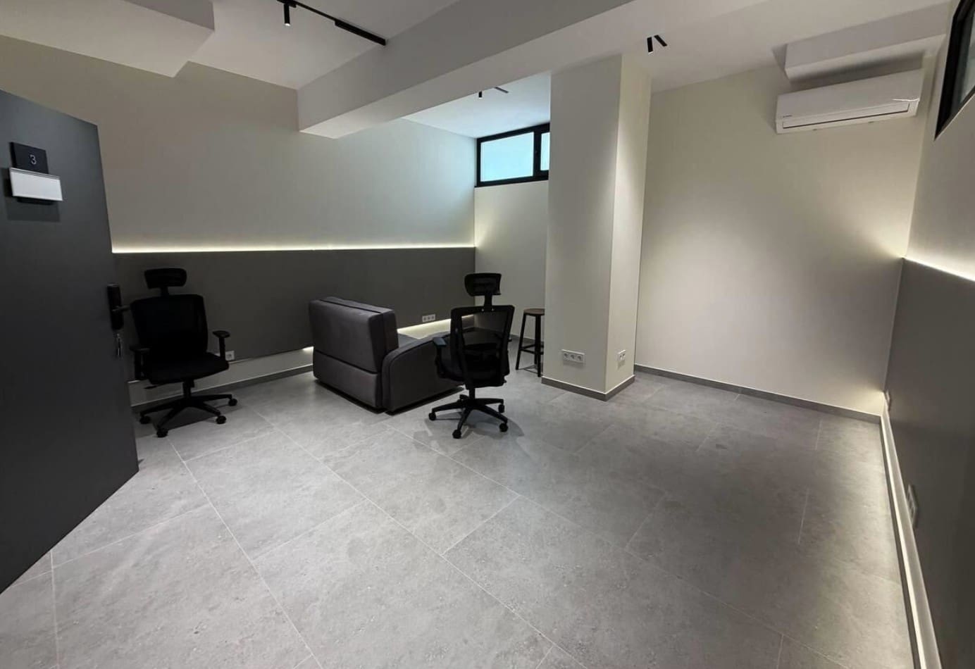 Local Commercial à vendre à Valence ville - 828 000 € (Ref: 9654493)