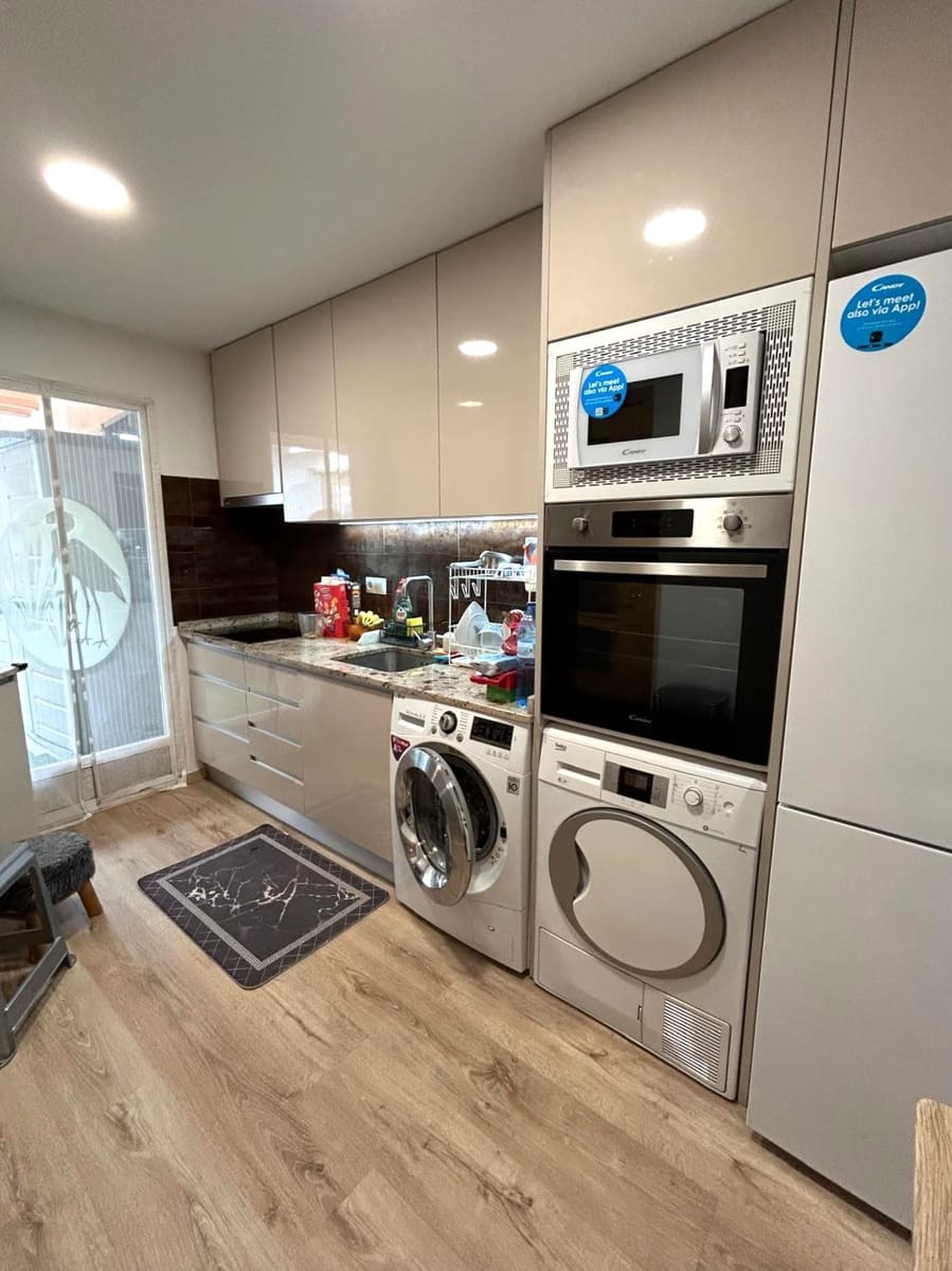 Adosado de 3 habitaciones en La Nucia en venta con piscina garaje - 289.000 € (Ref: 9659796)