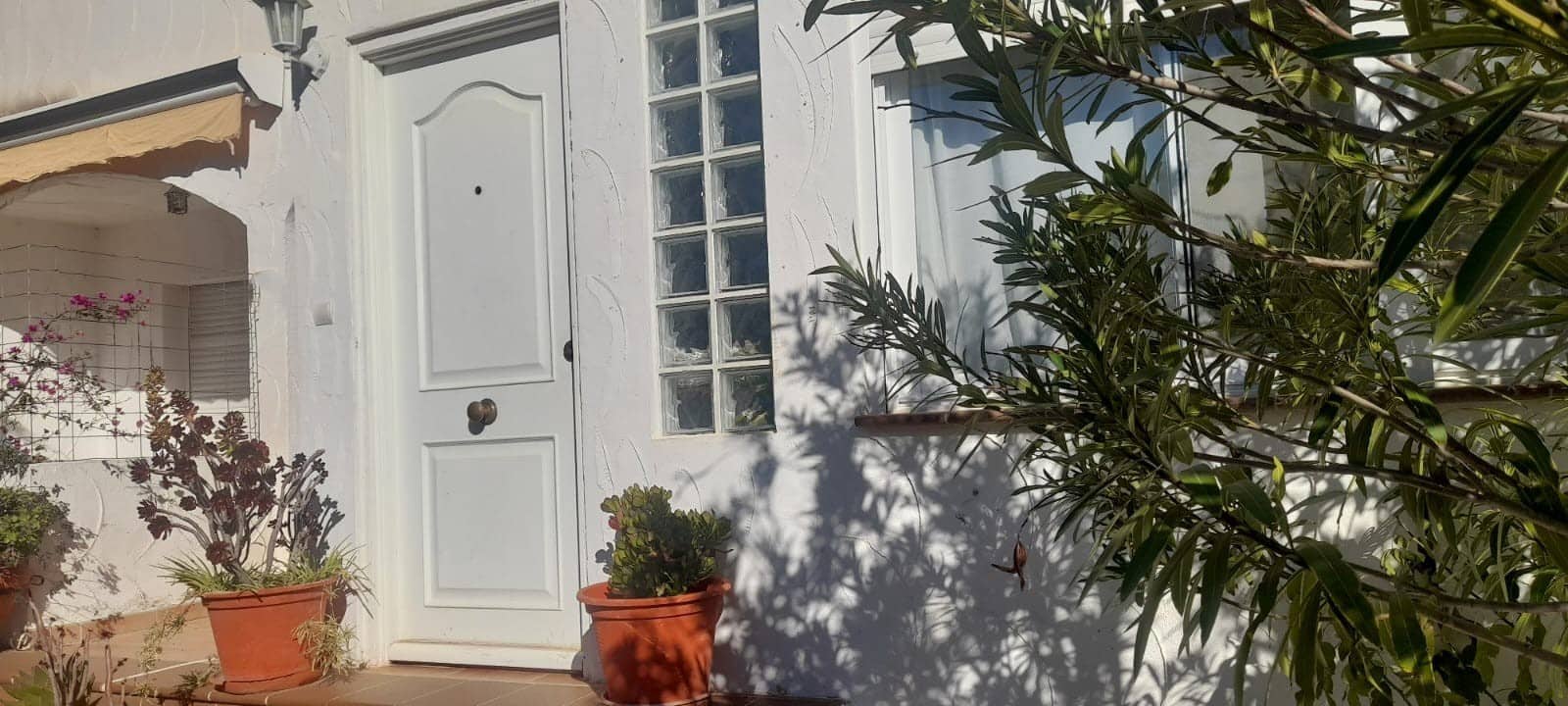 Adosado de 3 habitaciones en La Nucia en venta con piscina garaje - 289.000 € (Ref: 9659796)