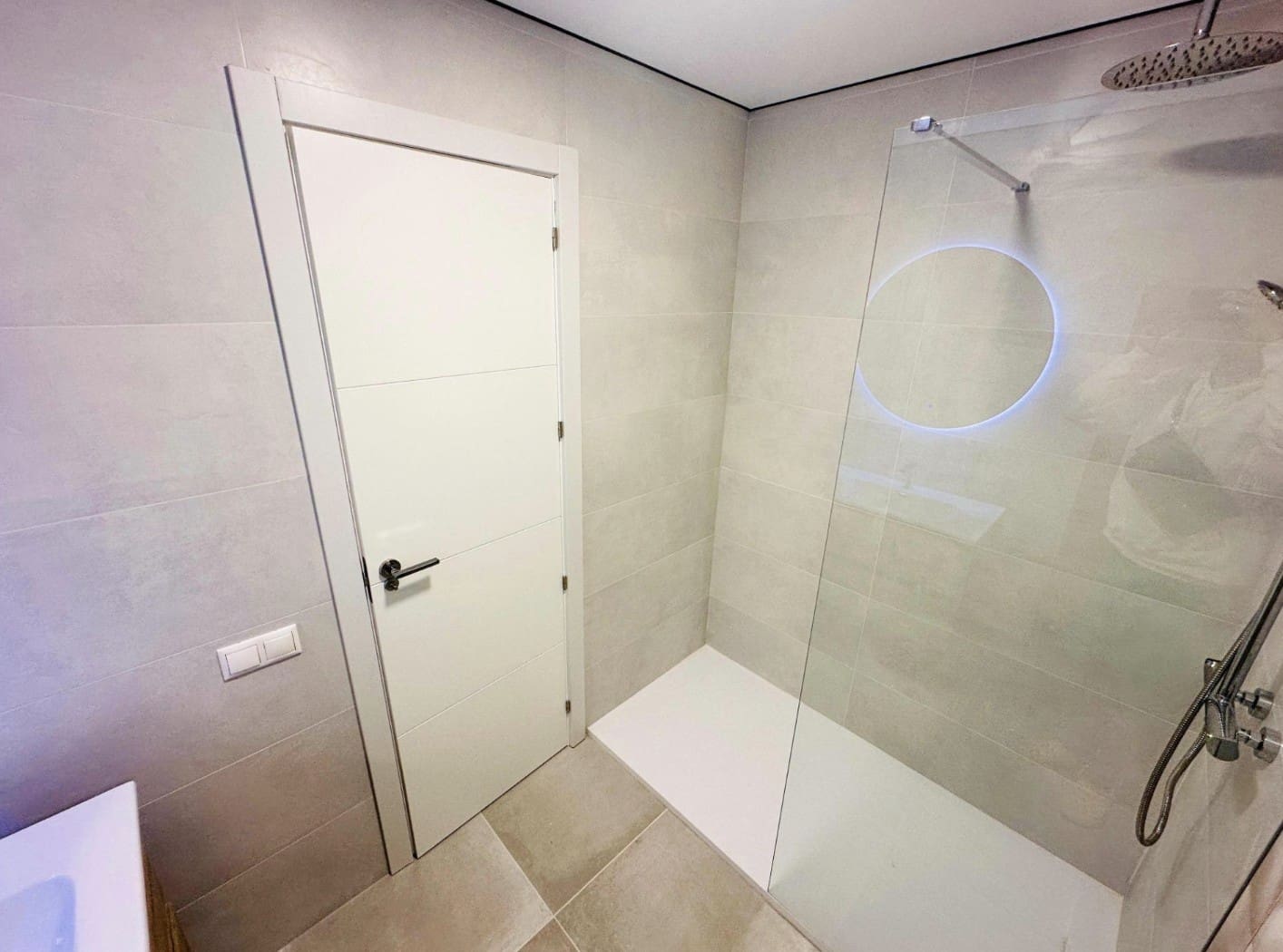 3 makuuhuone Huoneisto myytävänä paikassa Alicante kaupunki - 252 000 € (Ref: 9676341)