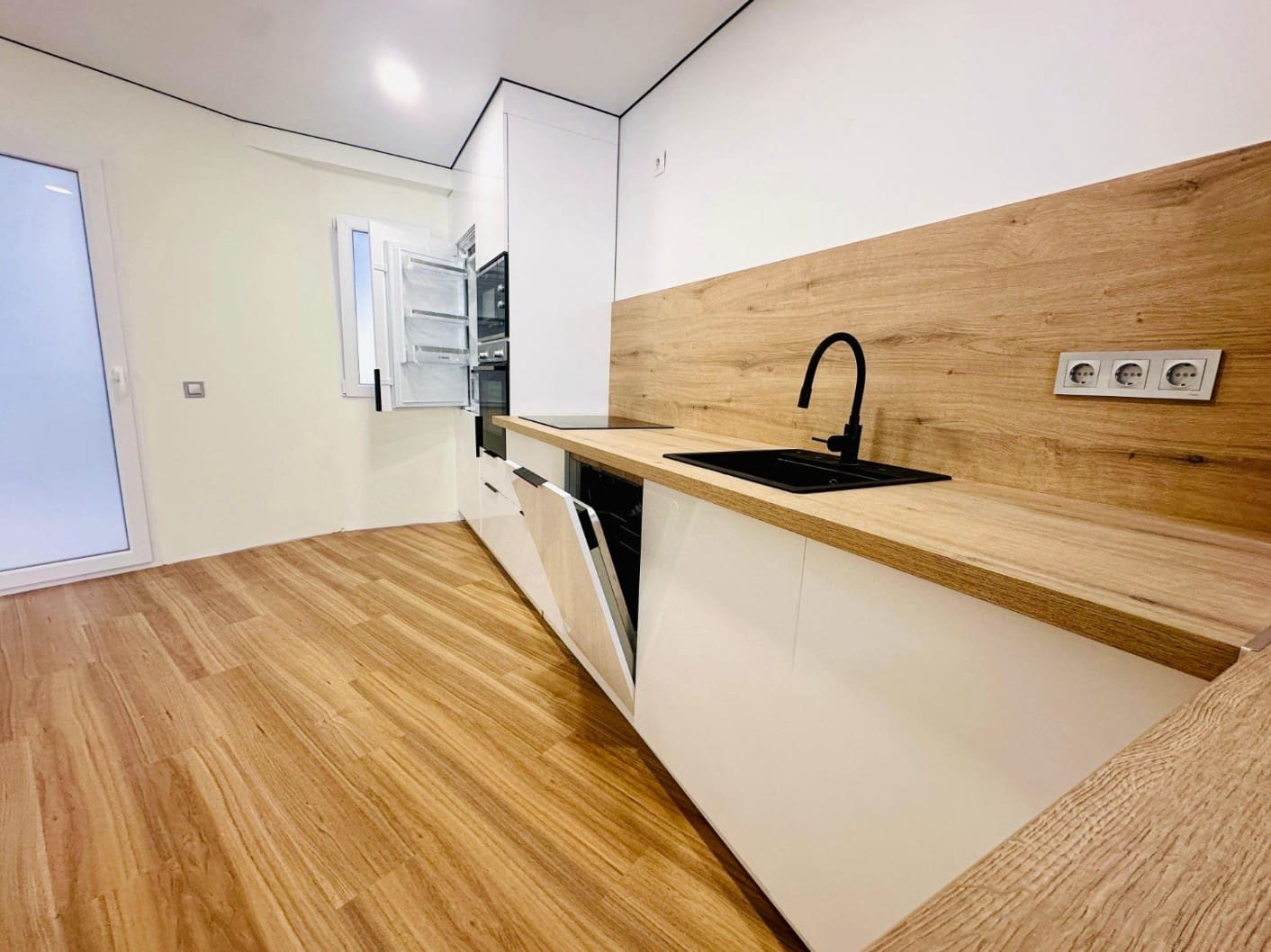 3 makuuhuone Huoneisto myytävänä paikassa Alicante kaupunki - 252 000 € (Ref: 9676341)