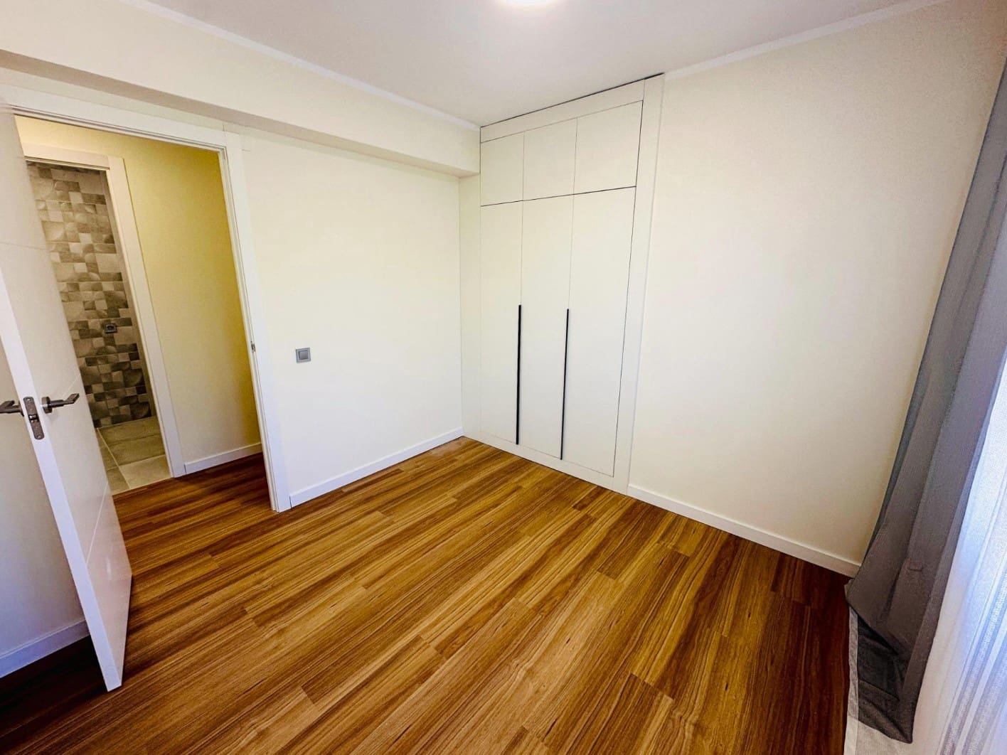 3 makuuhuone Huoneisto myytävänä paikassa Alicante kaupunki - 252 000 € (Ref: 9676341)