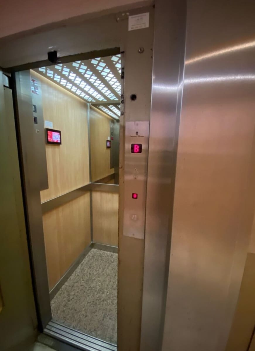 Apartamento de 2 habitaciones en Alicante / Alacant ciudad en venta - 235.000 € (Ref: 9678220)