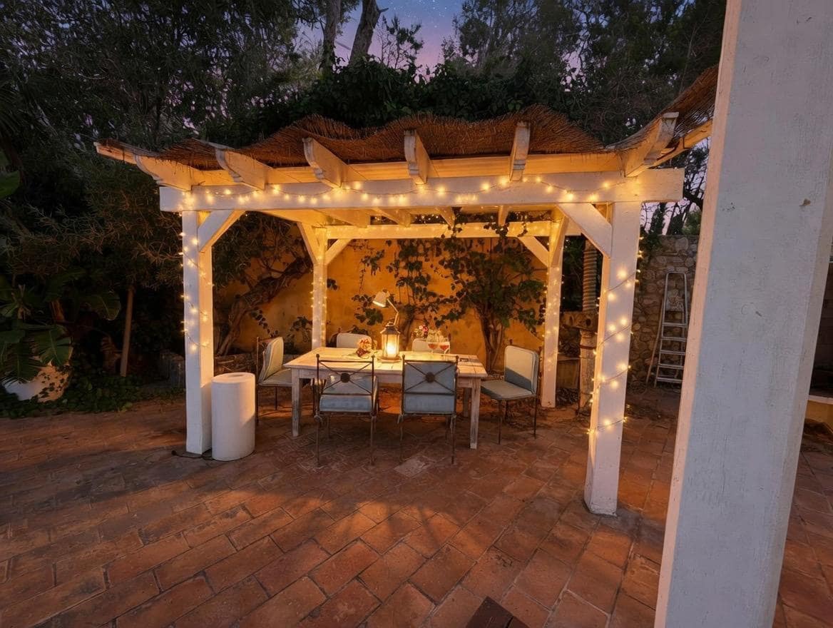 6 soverom Kjedet enebolig til salgs i Altea med svømmebasseng garasje - € 1 450 000 (Ref: 9685275)