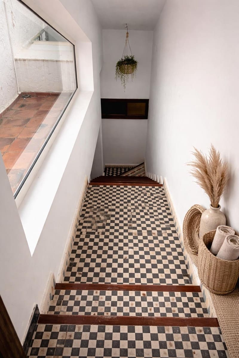 6 soverom Kjedet enebolig til salgs i Altea med svømmebasseng garasje - € 1 450 000 (Ref: 9685275)