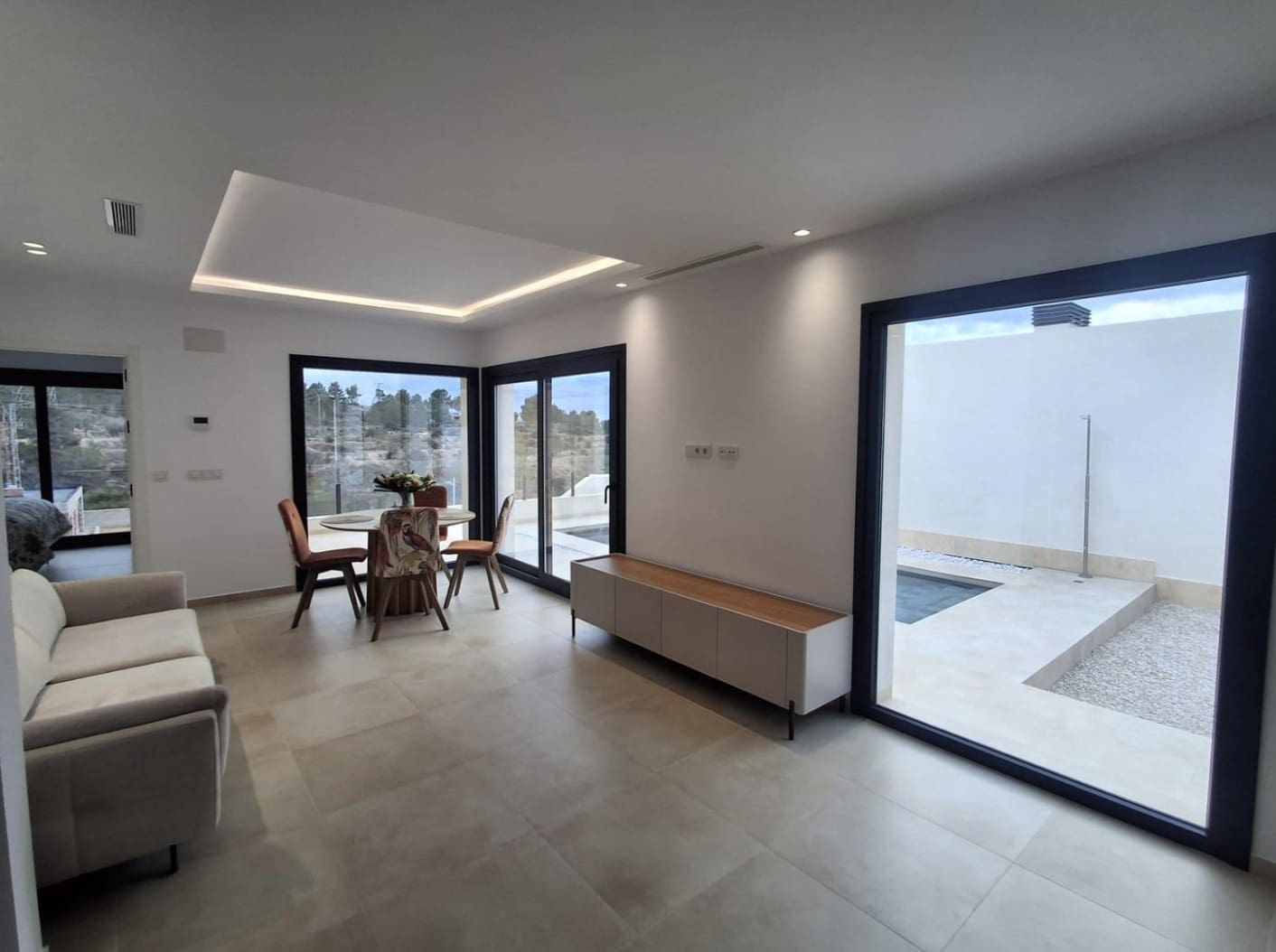 3 camera da letto Villa da affittare in Finestrat con piscina garage - 2.500 € (Rif: 9689901)