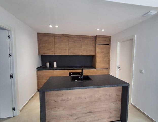 3 camera da letto Villa da affittare in Finestrat Pueblo, Finestrat con piscina garage - 2.500 € (Rif: 9689901)