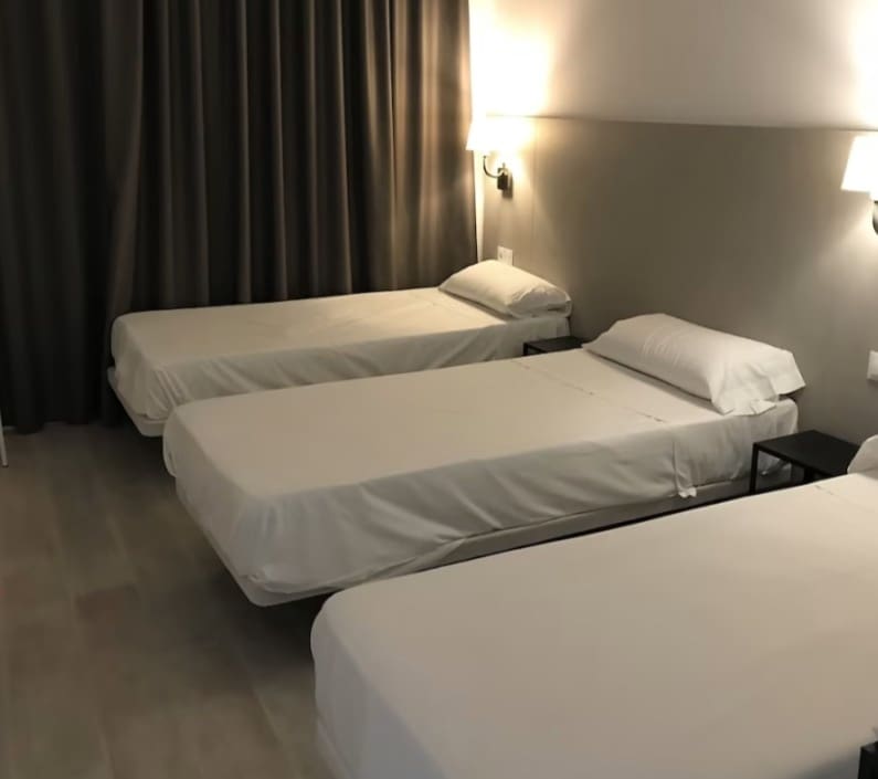 43 soverom Hotell til salgs i Benidorm - € 4 876 000 (Ref: 9708014)